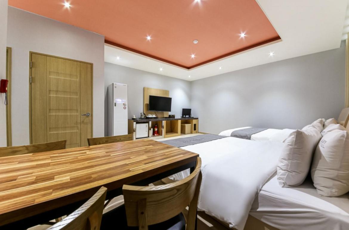 Gallery Hotel Gwangju Metropolitan City Bagian luar foto