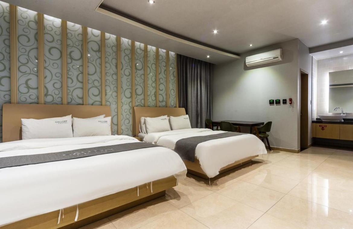 Gallery Hotel Gwangju Metropolitan City Bagian luar foto