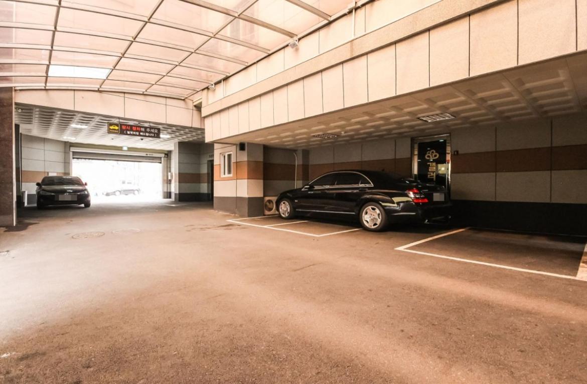 Gallery Hotel Gwangju Metropolitan City Bagian luar foto